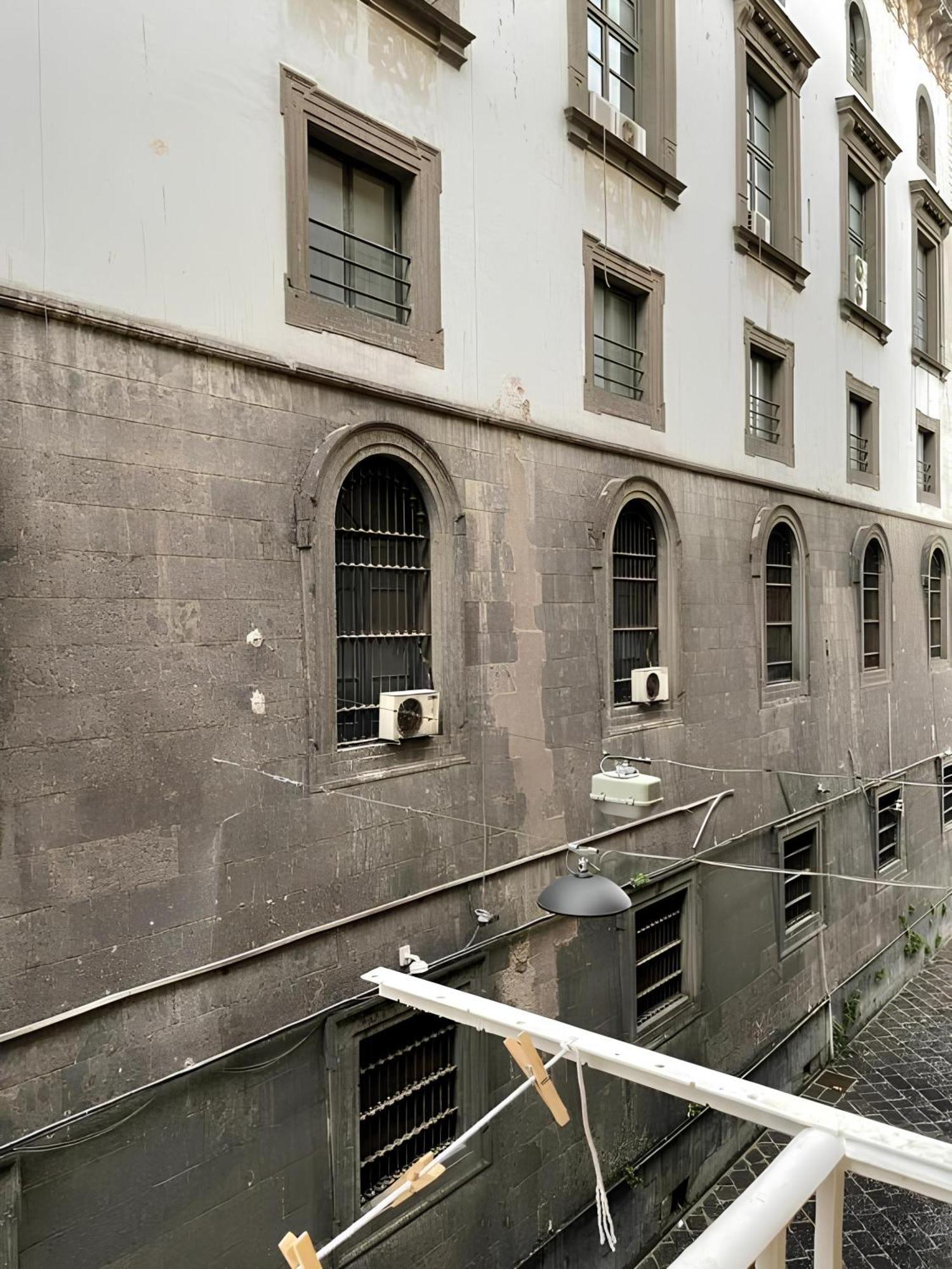 فندق Il Vicoletto Del Castello نابولي المظهر الخارجي الصورة